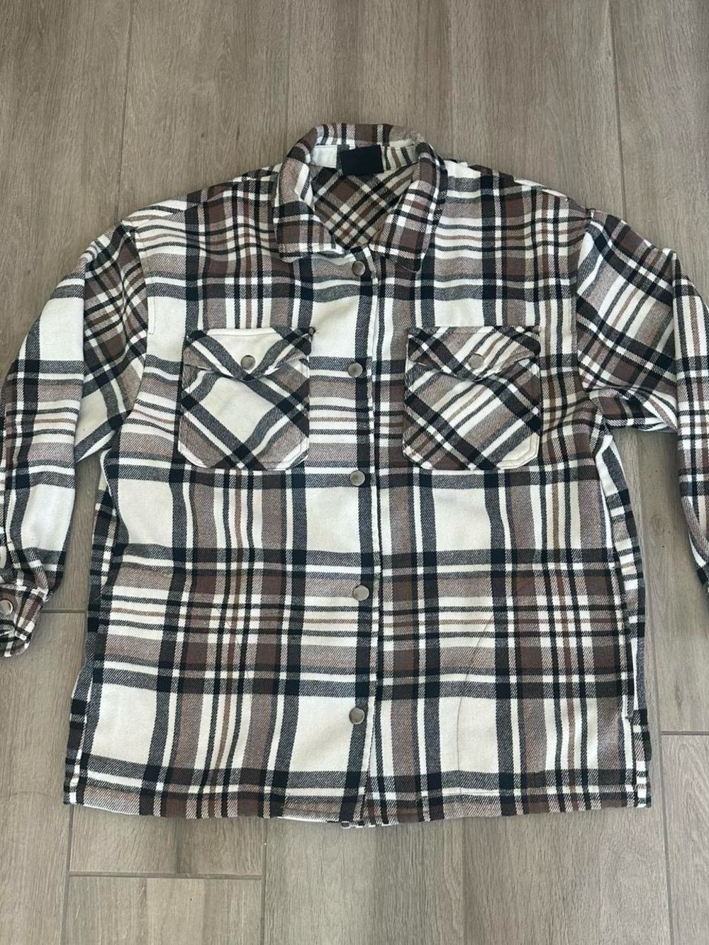 Women's Plaid Button-Down Shirt Jacket in Brown and Cream